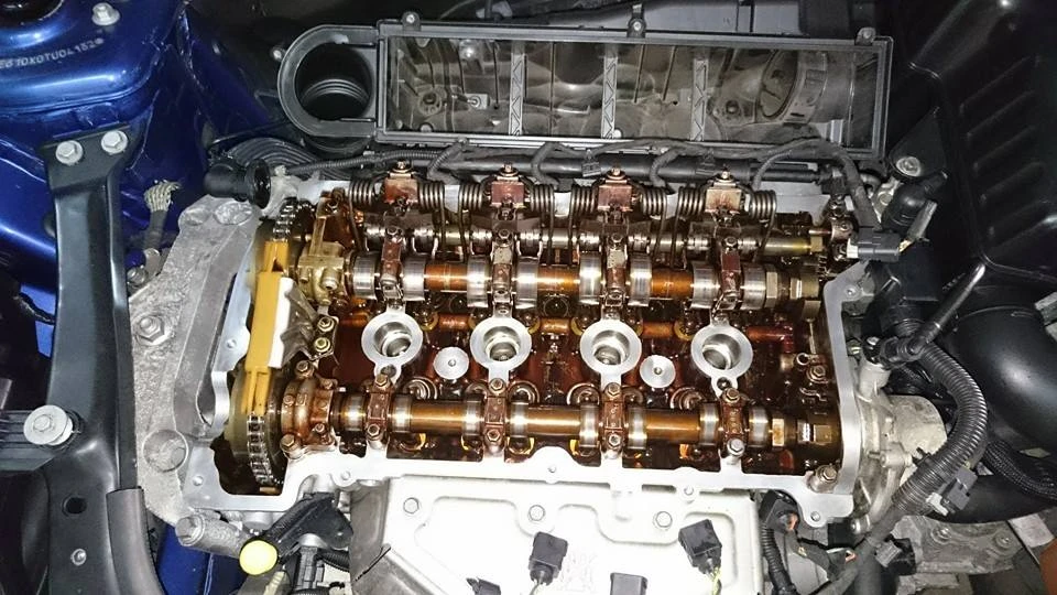 silnik samochodowy podczas naprawy mechanika pojazdowa Kraków All Cars Service